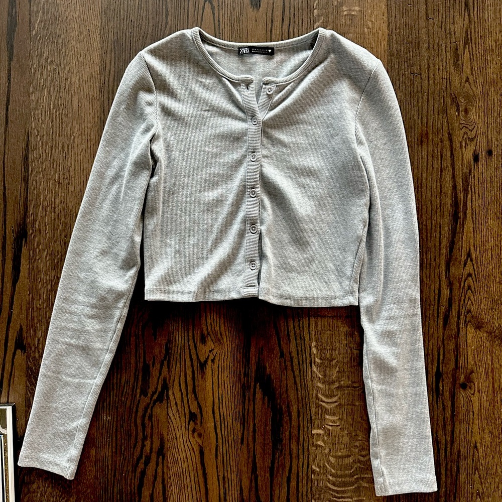 ZARA Button up long-sleeve sweater